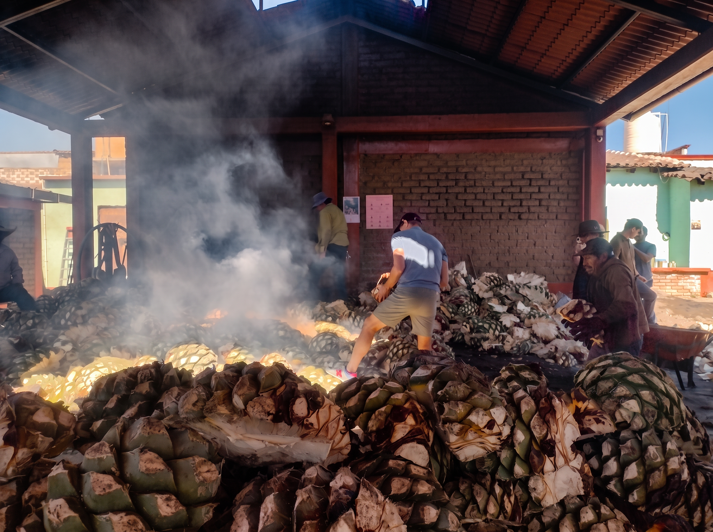 How to taste mezcal respectfully